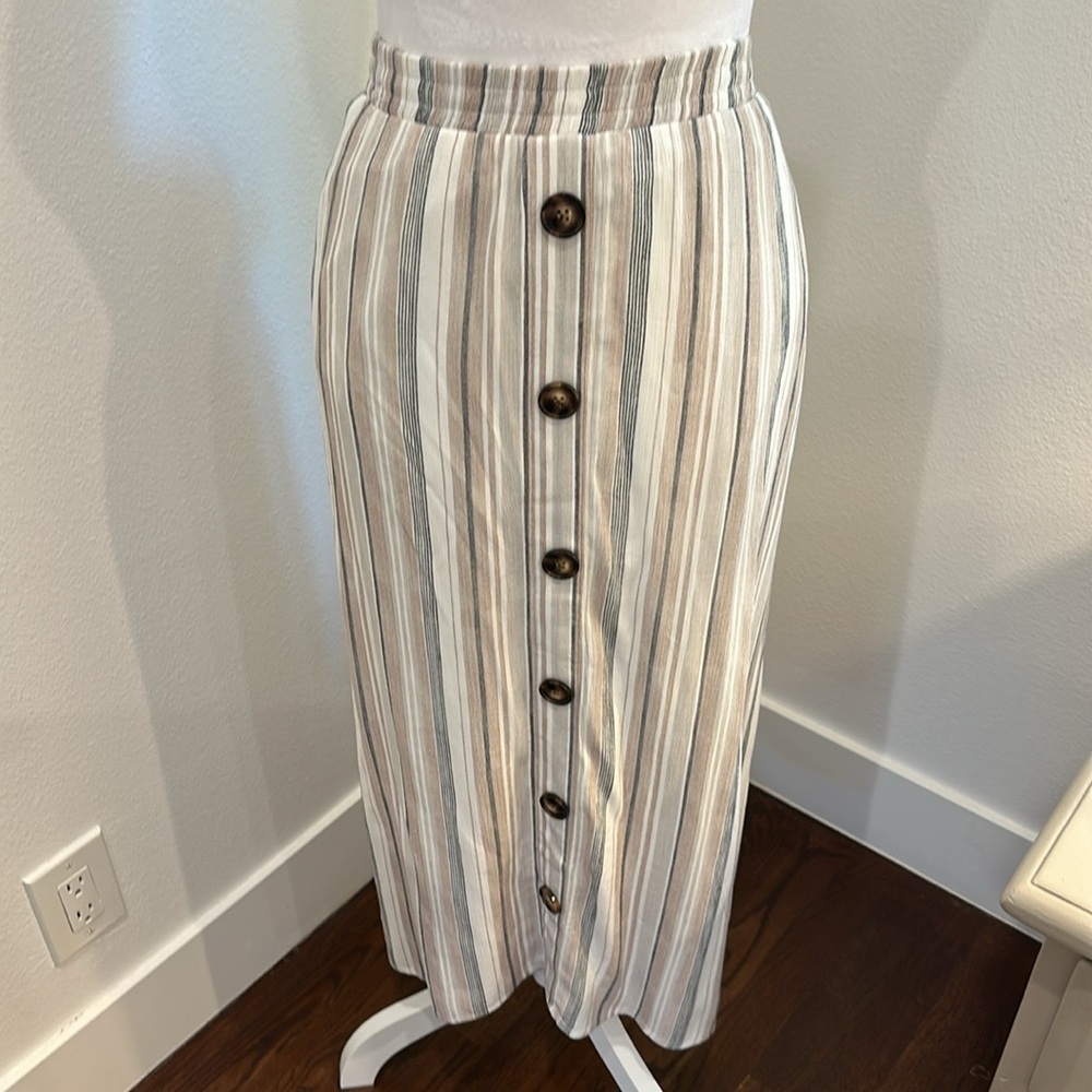 New AB Studio Skirt Large - Picture 3 of 14